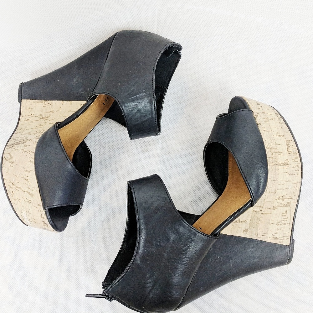 Steve Madden Willardo Cork Bottom Wedges! NWOT! - Picture 1 of 8